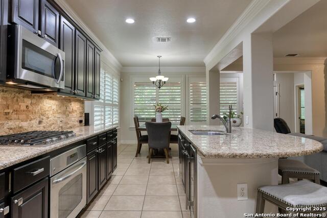 23235 Crest View Way, San Antonio, Texas image 9