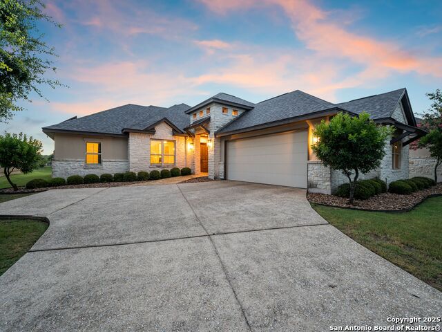 30007 Cibolo Path, Fair Oaks Ranch, Texas image 1