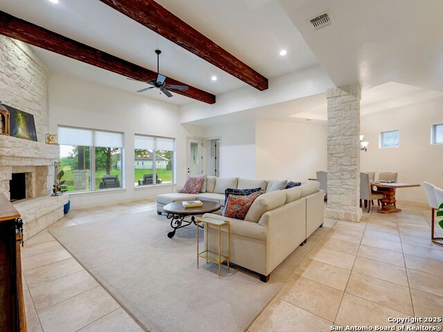 30007 Cibolo Path, Fair Oaks Ranch, Texas image 4