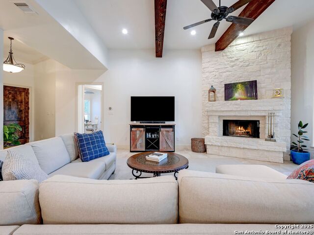30007 Cibolo Path, Fair Oaks Ranch, Texas image 8