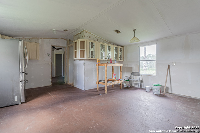 18065 County Road 163, Elmendorf, Texas image 10