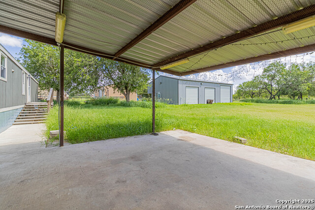 18065 County Road 163, Elmendorf, Texas image 26