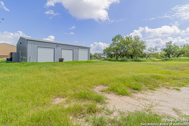 18065 County Road 163, Elmendorf, Texas image 28