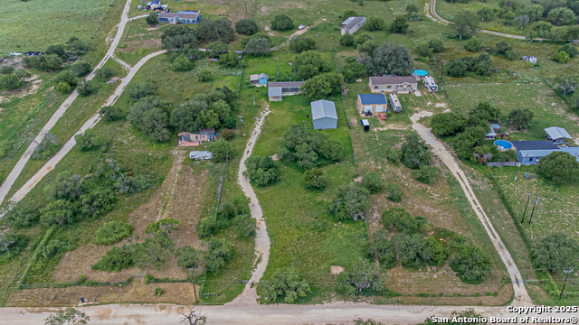 18065 County Road 163, Elmendorf, Texas image 32