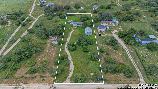 18065 County Road 163, Elmendorf, Texas image 33
