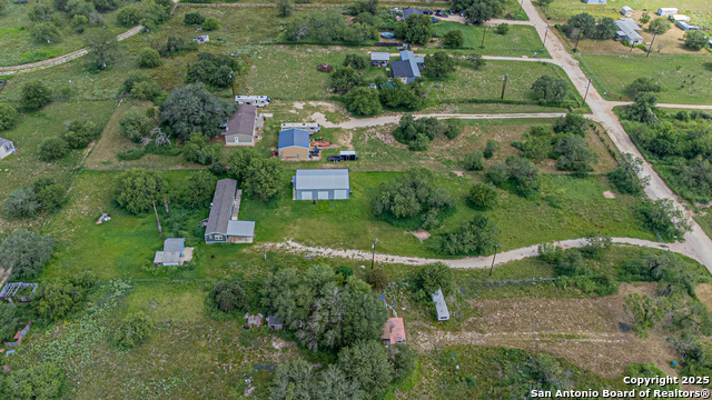 18065 County Road 163, Elmendorf, Texas image 34