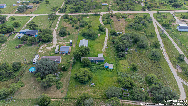 18065 County Road 163, Elmendorf, Texas image 38