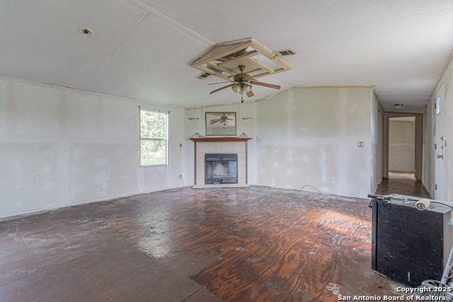 18065 County Road 163, Elmendorf, Texas image 6