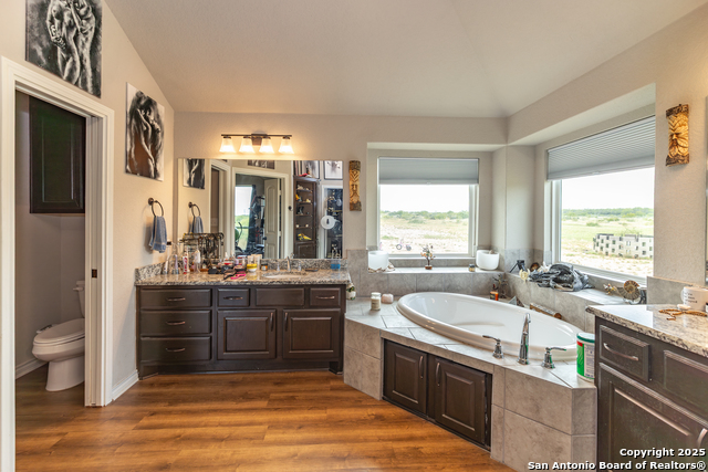 1141 S County Road 337, Charlotte, Texas image 7