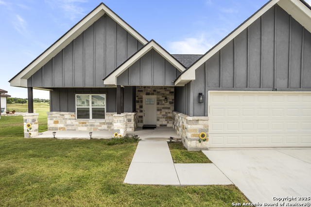 234 Tawny Oak, Bandera, Texas image 4