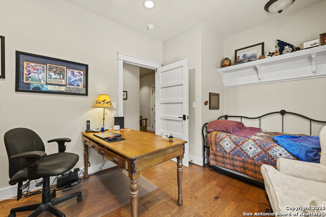 923 Hawthorn Lane, Fredericksburg, Texas image 17