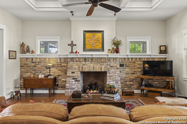 923 Hawthorn Lane, Fredericksburg, Texas image 7