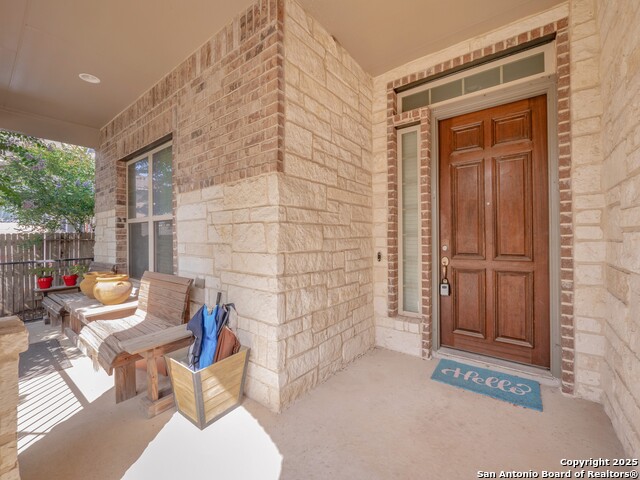 813 Sussex Cove, Cibolo, Texas image 2