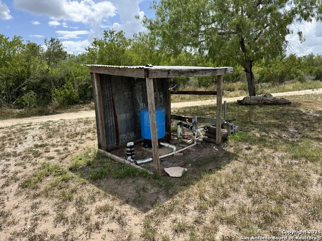 1616 Middle Road, George West, Texas image 14