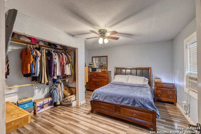 806 S Park St, Uvalde, Texas image 14