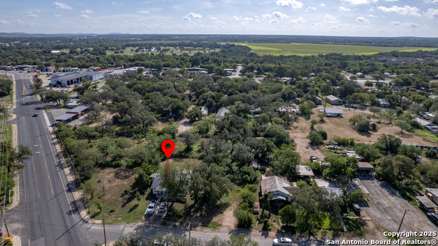 806 S Park St, Uvalde, Texas image 22