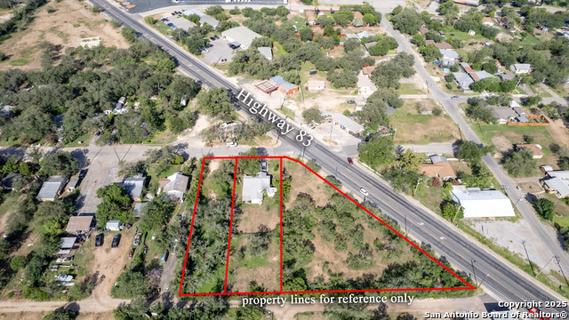806 S Park St, Uvalde, Texas image 27