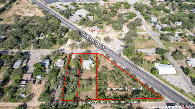 806 S Park St, Uvalde, Texas image 28