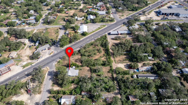 806 S Park St, Uvalde, Texas image 29