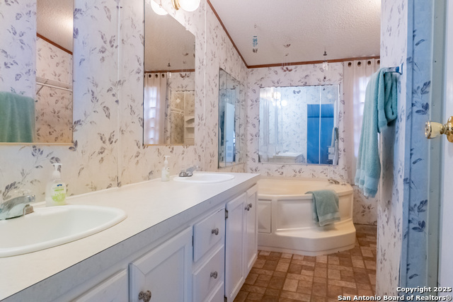 155 Brianna, Von Ormy, Texas image 17