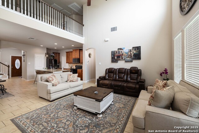 10238 Midsummer Meadow, Converse, Texas image 10