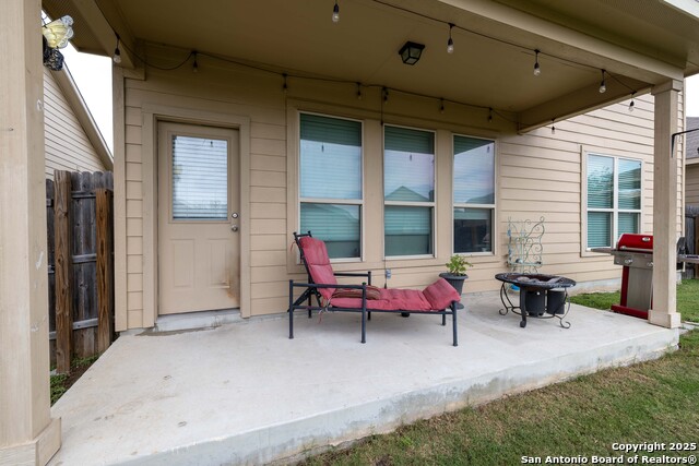10238 Midsummer Meadow, Converse, Texas image 29
