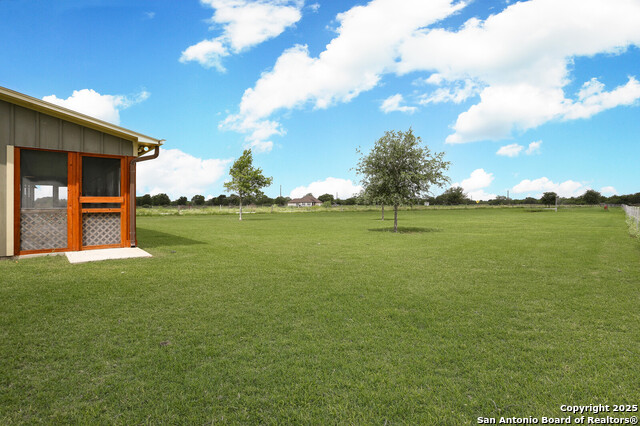 891 Hopkinsville Rd, Cuero, Texas image 2