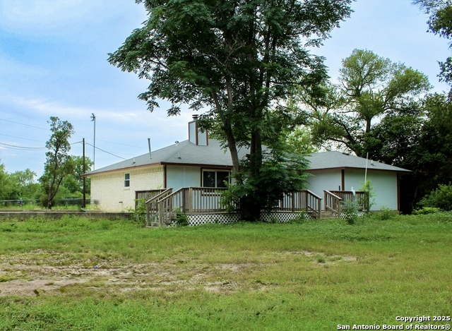345 County Road 672, Natalia, Texas image 6