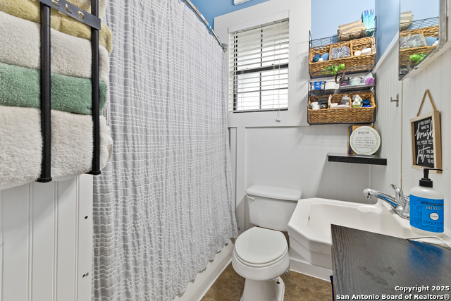 1604 J St, Floresville, Texas image 14