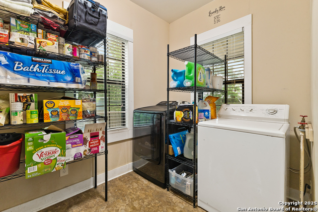 1604 J St, Floresville, Texas image 15