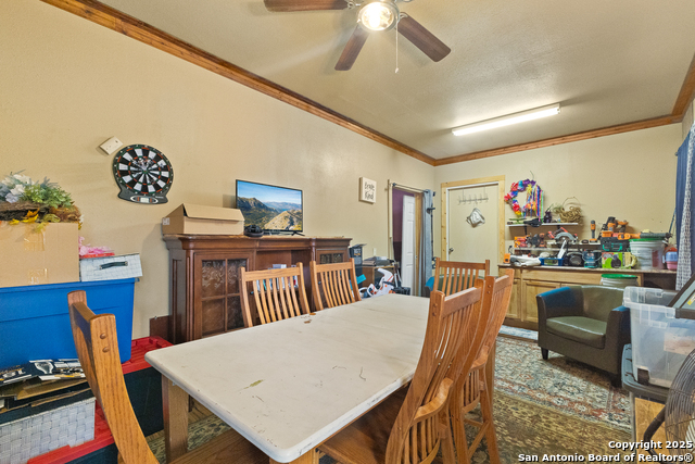 1604 J St, Floresville, Texas image 23