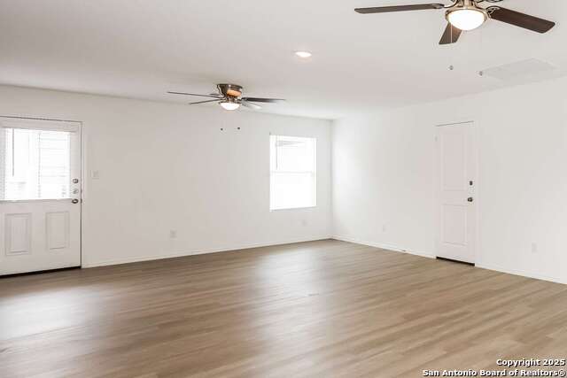 10415 Mcclintock, Converse, Texas image 3