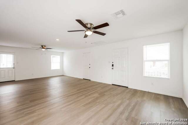 10415 Mcclintock, Converse, Texas image 4