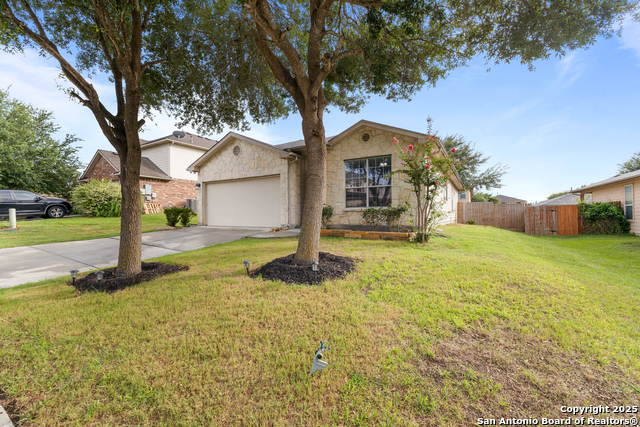 704 Hightrail, Schertz, Texas image 3