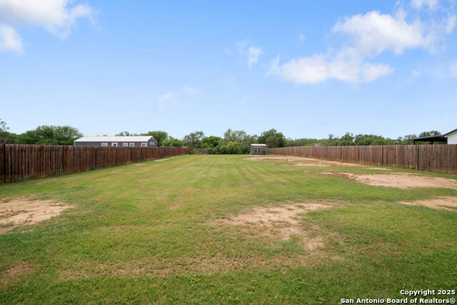 309 Las Palomas, Lytle, Texas image 21