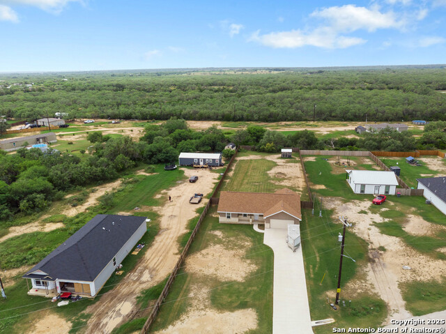 309 Las Palomas, Lytle, Texas image 24