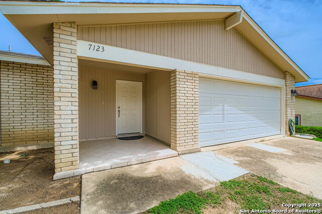 7123 Winter Ridge, Converse, Texas image 4
