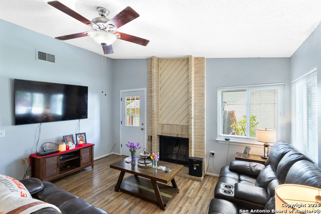 8415 Clear Meadow, Converse, Texas image 11