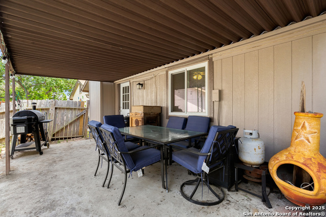 8415 Clear Meadow, Converse, Texas image 31