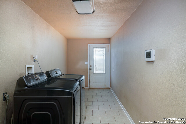 3481 State Highway 97, Floresville, Texas image 11