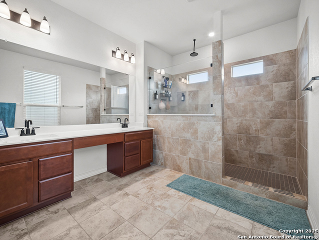 220 Shadow Terrace, Universal City, Texas image 29