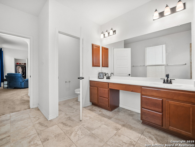 220 Shadow Terrace, Universal City, Texas image 30