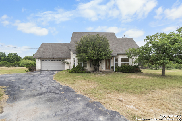 369 Deer Valley, Bandera, Texas image 3