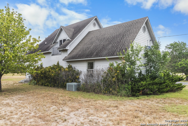 369 Deer Valley, Bandera, Texas image 7