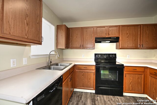 8155 Heights Valley, Converse, Texas image 12