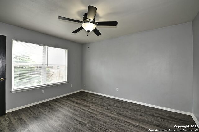 8155 Heights Valley, Converse, Texas image 16