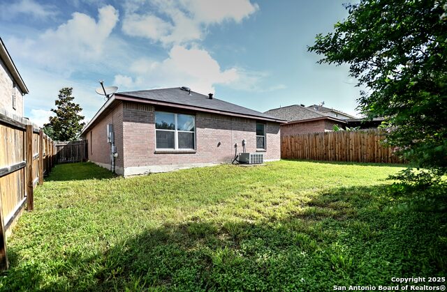 8155 Heights Valley, Converse, Texas image 30