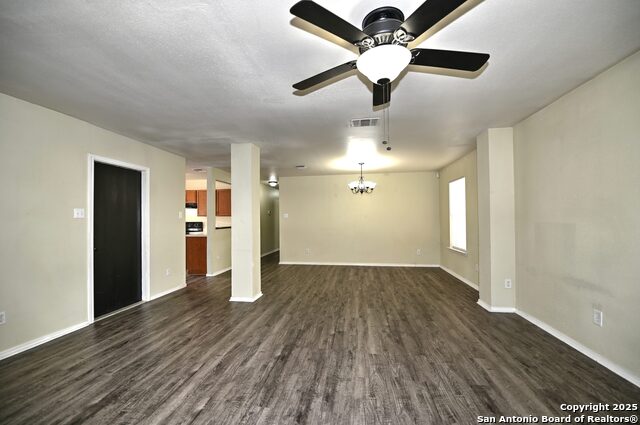 8155 Heights Valley, Converse, Texas image 6