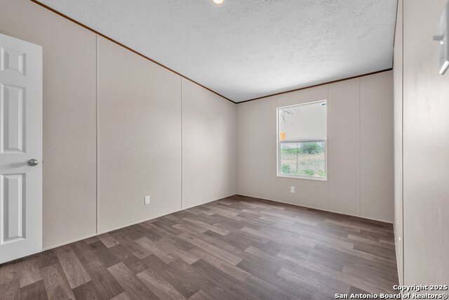 5709 County Road 422, Pleasanton, Texas image 10