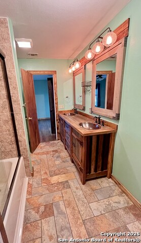1227 County Road 104, Floresville, Texas image 10